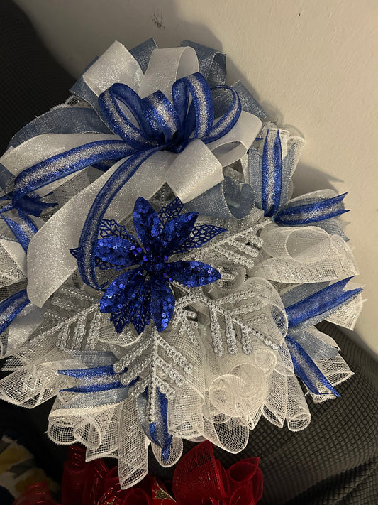 Blue and White Xmas Snowflake Wreath